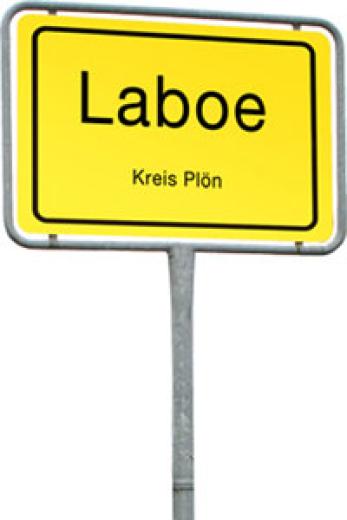 Beim Finale: Fashionscout Nilüfer Olesch, Top-Stylist Björn Donner, Stylistin Nicole Albrecht , Kerstin Klostermann und Thore Albertsen vom KIELerLEBEN-Team (v. li.)