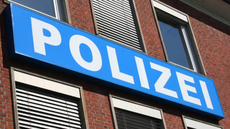 Die Überwachungskamera zeichnete diesen Mann beim Einbruch auf