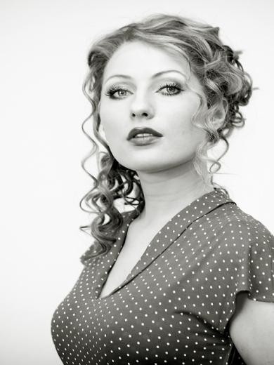 So aufregend ist das Leben von Dragqueen Gina Davis 