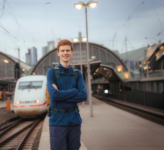 Lasse Stolley: Der Bahn-Nomade aus Fockbek