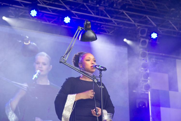 Konzertfotos: So war das Konzert mit Olli Schulz