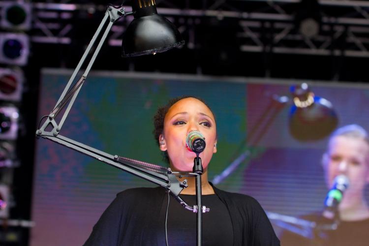 Konzertfotos: So war das Konzert mit Olli Schulz