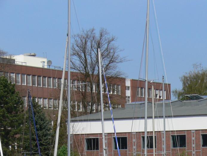 Claudia Fahrentholz (2. v. re.) und ihr Team unterstützen Frauen gerne beim Erreichen ihrer Ziele