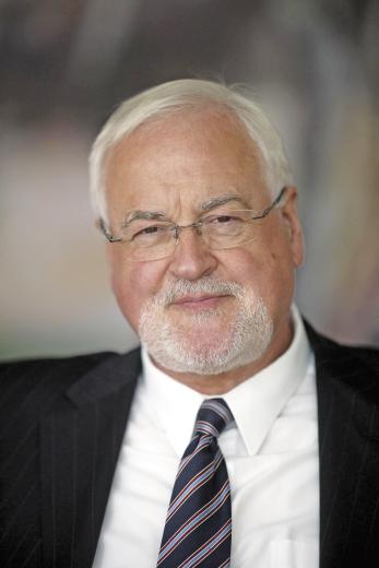 So schön hatte ich mir mein erstes Polster- Werk nicht vorgestellt