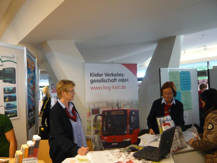 Spendenscheckübergabe im Sophienhof in Höhe von 4500 Euro