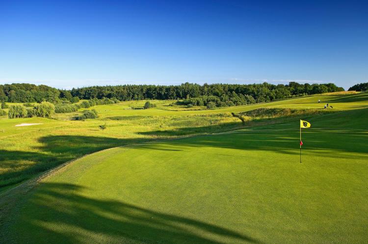 Luftaufnahme des Golfgeländes 
