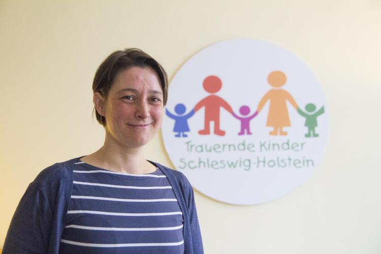 Baumwoll-Kissen, 9,95 Euro