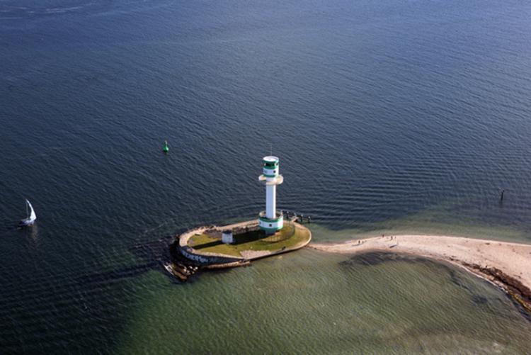 Dieser atemberaubende Ausblick bietet sich bei einem Hubschrauber-Flug mit Kiel-Marketing