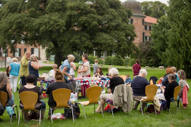 Gemütliches Beisammensein im wollenen Wunderland