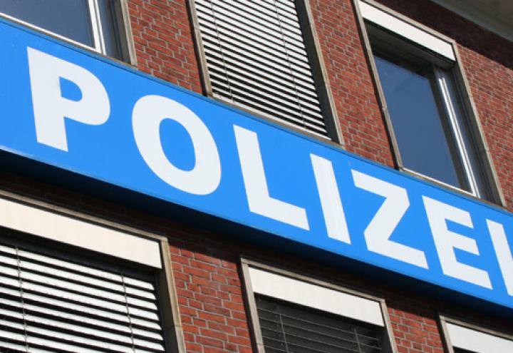Öffentlichkeitsfahndung nach zweimaligen Einbruch in Apotheke 