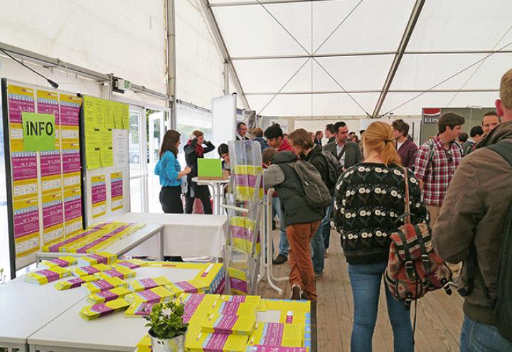 Speed-Dating einmal anders: Liebe geht durch den Wagen 