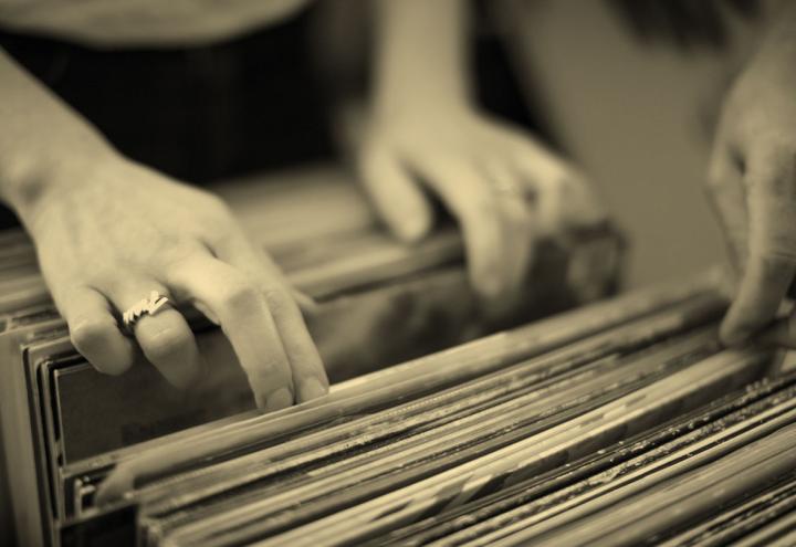 Streetwear und Vinyl-Perlen  