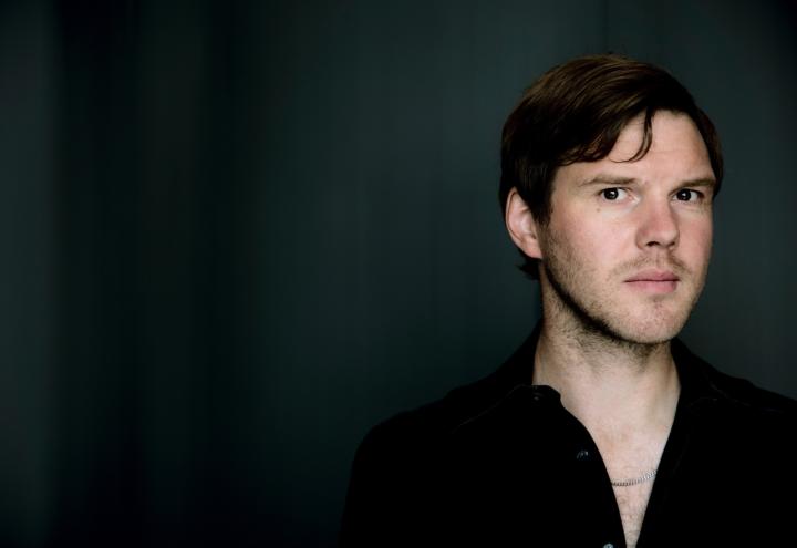 Thorsten Nagelschmidt liest aus „Der Abfall der Herzen“